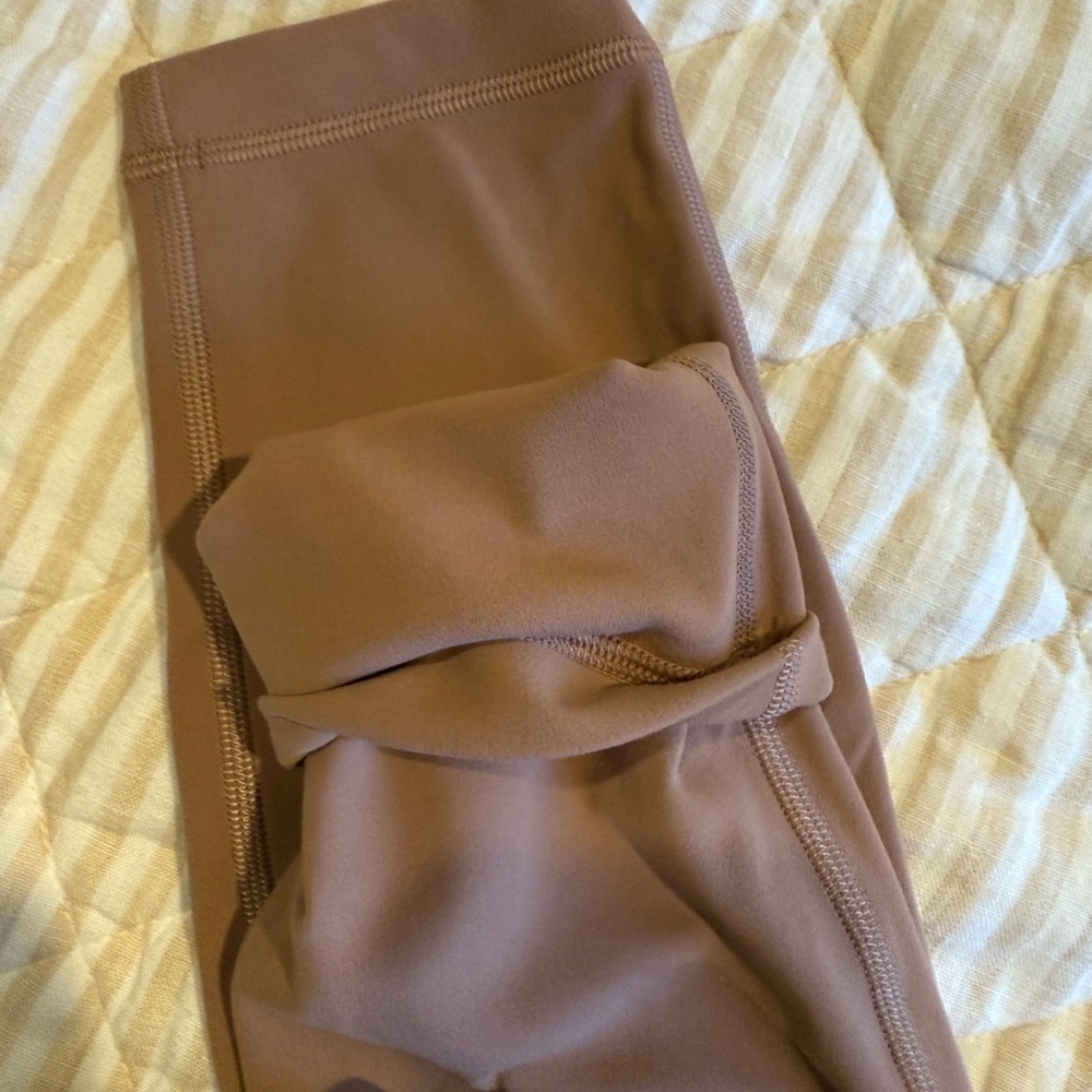 LULULEMON ALIGN 4